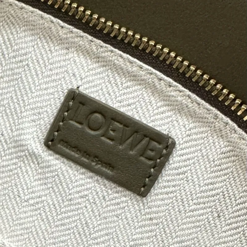 Loewe Olive Green Leather Crossbody Handbag 446 - Image 9