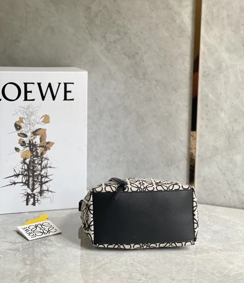 Loewe Beige Black Pattern Handbag 465 - Image 3