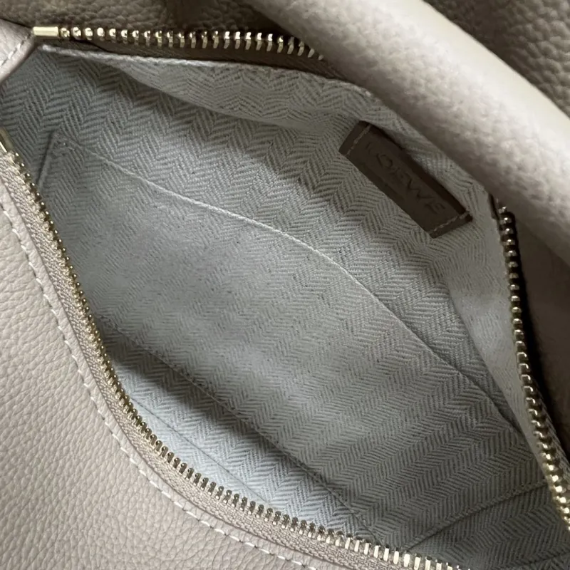 LOEWE Beige Leather Crossbody Handbag 481 - Image 8