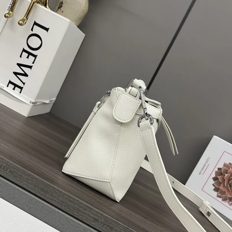 Alternative view of Loewe White Leather Crossbody Handbag 482