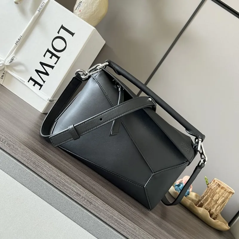 Loewe Black Leather Crossbody Bag 488