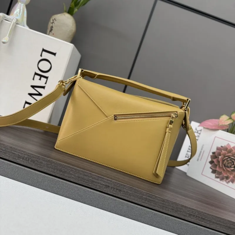 LOEWE Yellow Handle Crossbody Bag 493 - Image 3