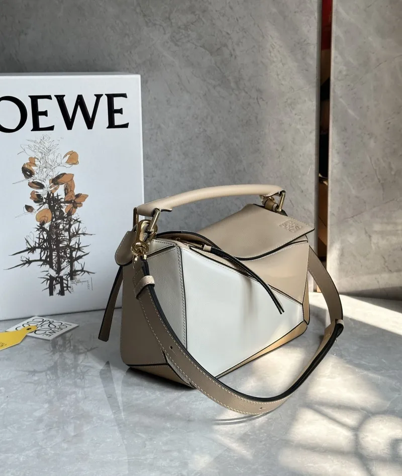 LOEWE Beige White Puzzle Crossbody Handbag 498 - Image 3