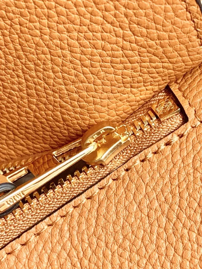 LOEWE Tan Leather Puzzle Handbag - Image 7