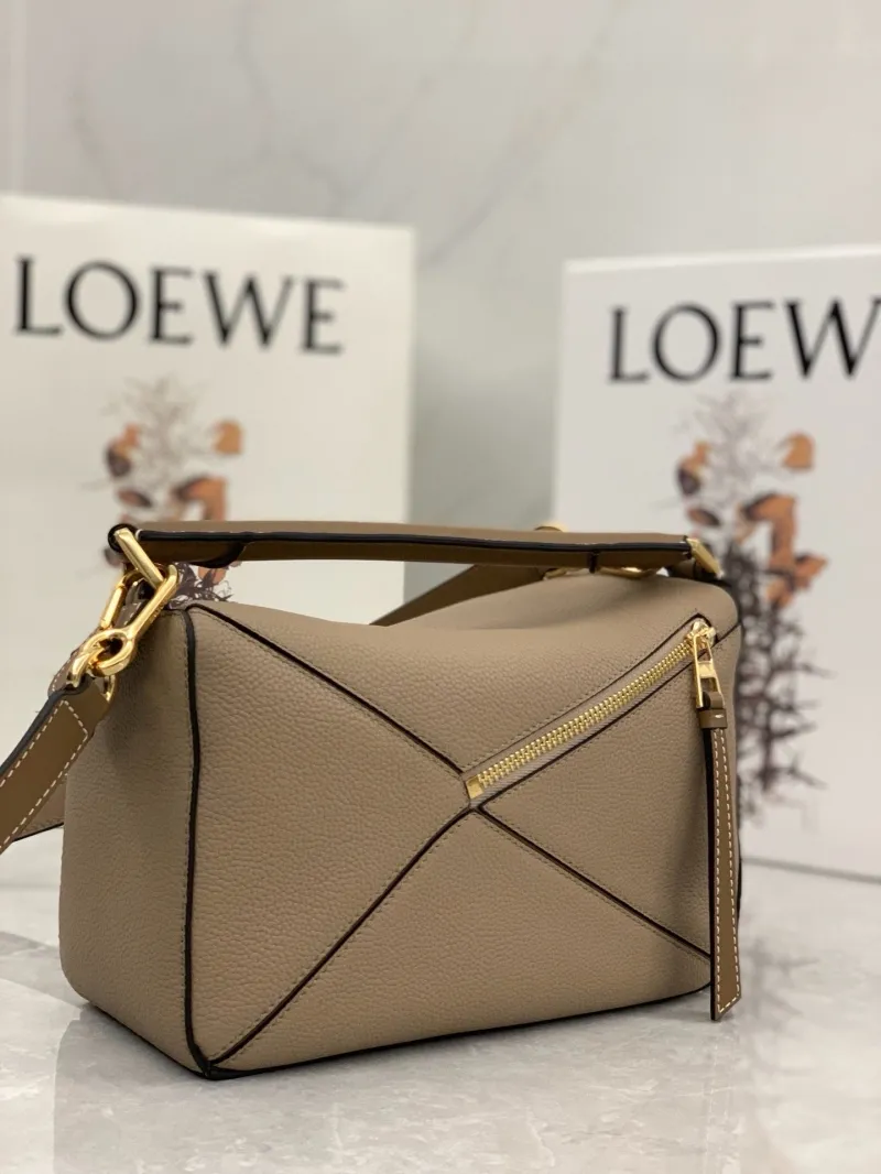 LOEWE Beige Puzzle Handbag 500 - Image 3