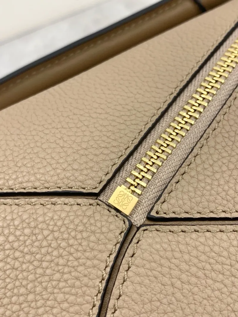 LOEWE Beige Puzzle Handbag 500 - Image 4