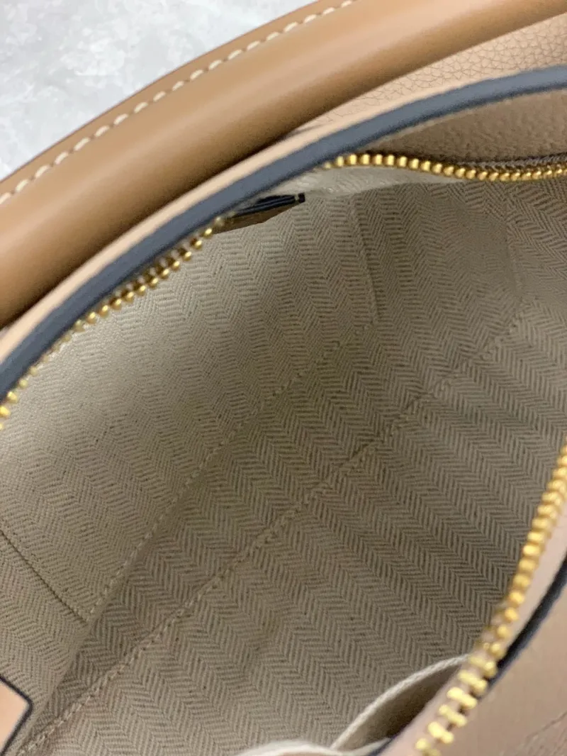LOEWE Beige Puzzle Handbag 500 - Image 7