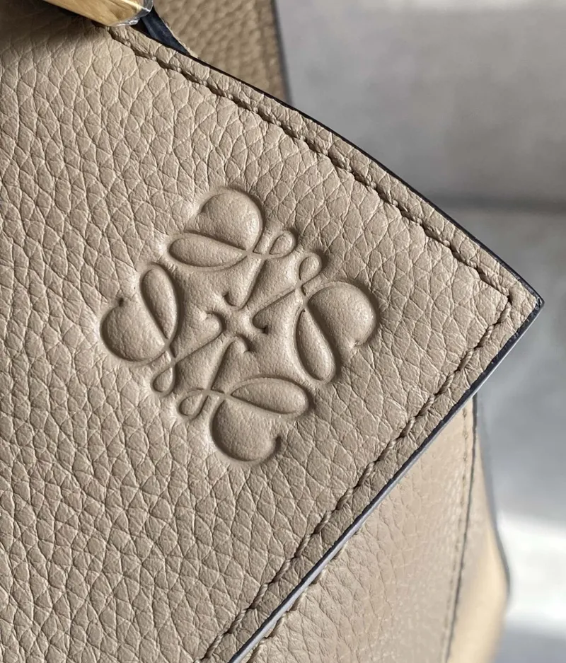Loewe Beige Leather Puzzle Shoulder Bag - Image 3