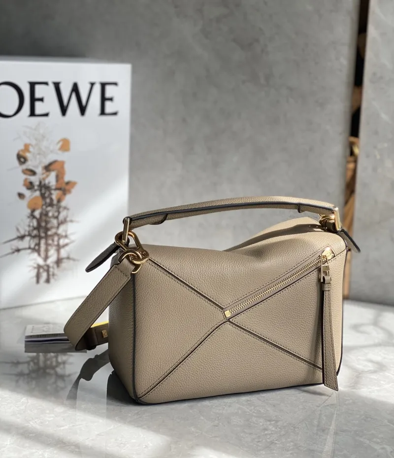 Loewe Beige Leather Puzzle Shoulder Bag - Image 6