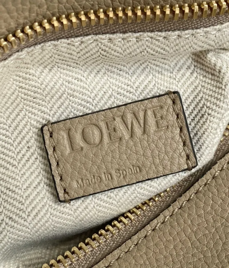 Loewe Beige Leather Puzzle Shoulder Bag - Image 9