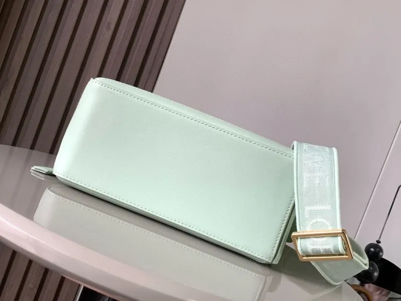 Loewe Mint Green Puzzle Handle Bag 507 - Image 4