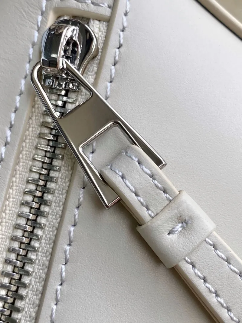 Loewe White Puzzle Shoulder Bag 508 - Image 7