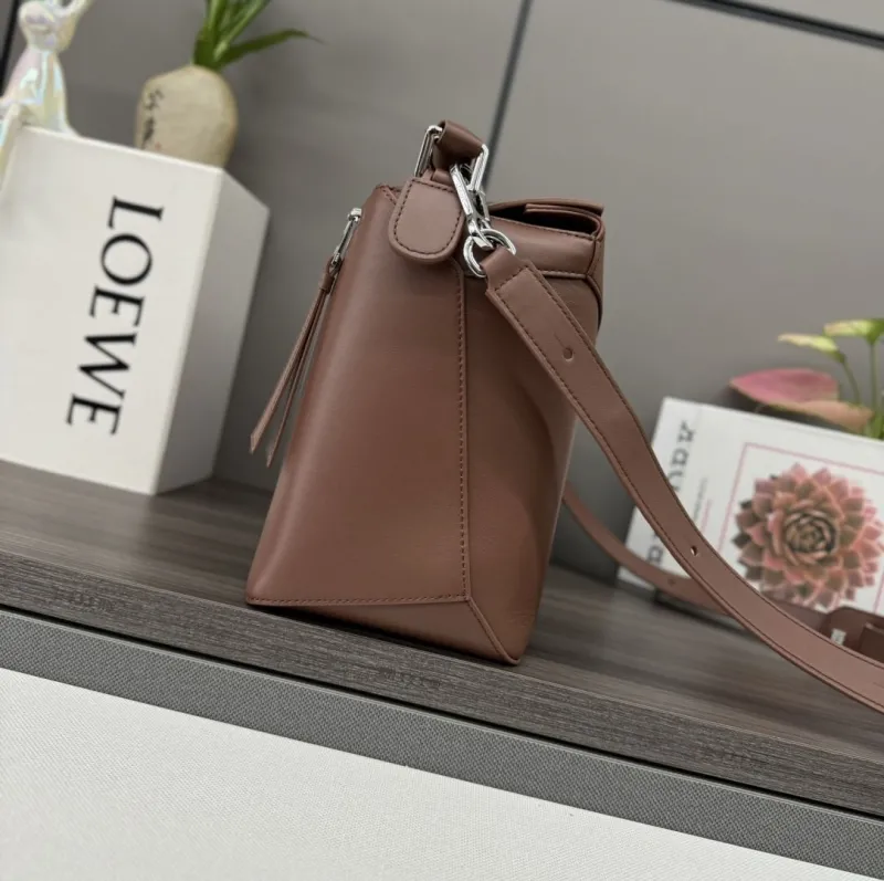 Alternative view of LOEWE Brown Leather Handle Bag 514