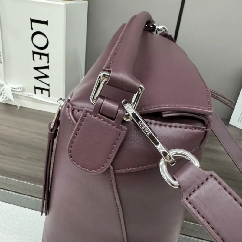 LOEWE Plum Leather Shoulder Bag 515 - Image 7