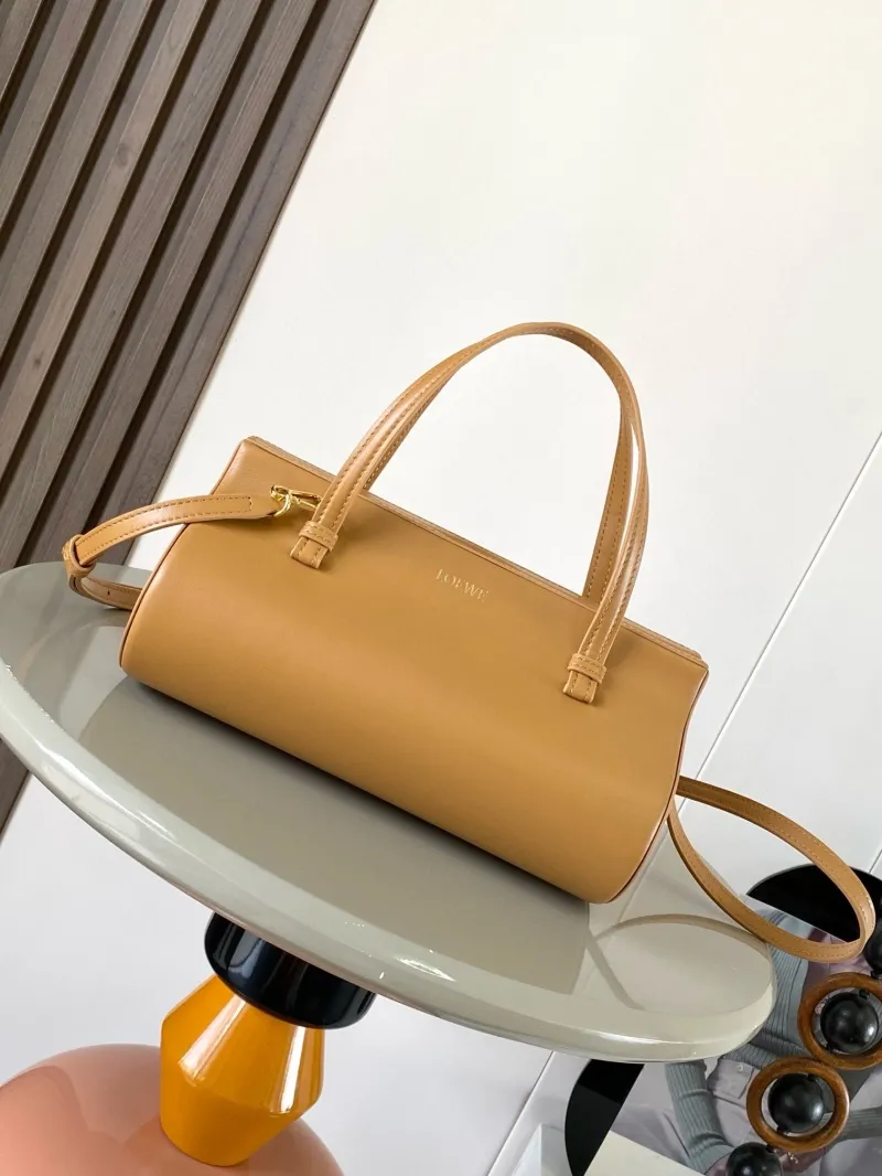 Loewe Tan Leather Shoulder Handbag 529