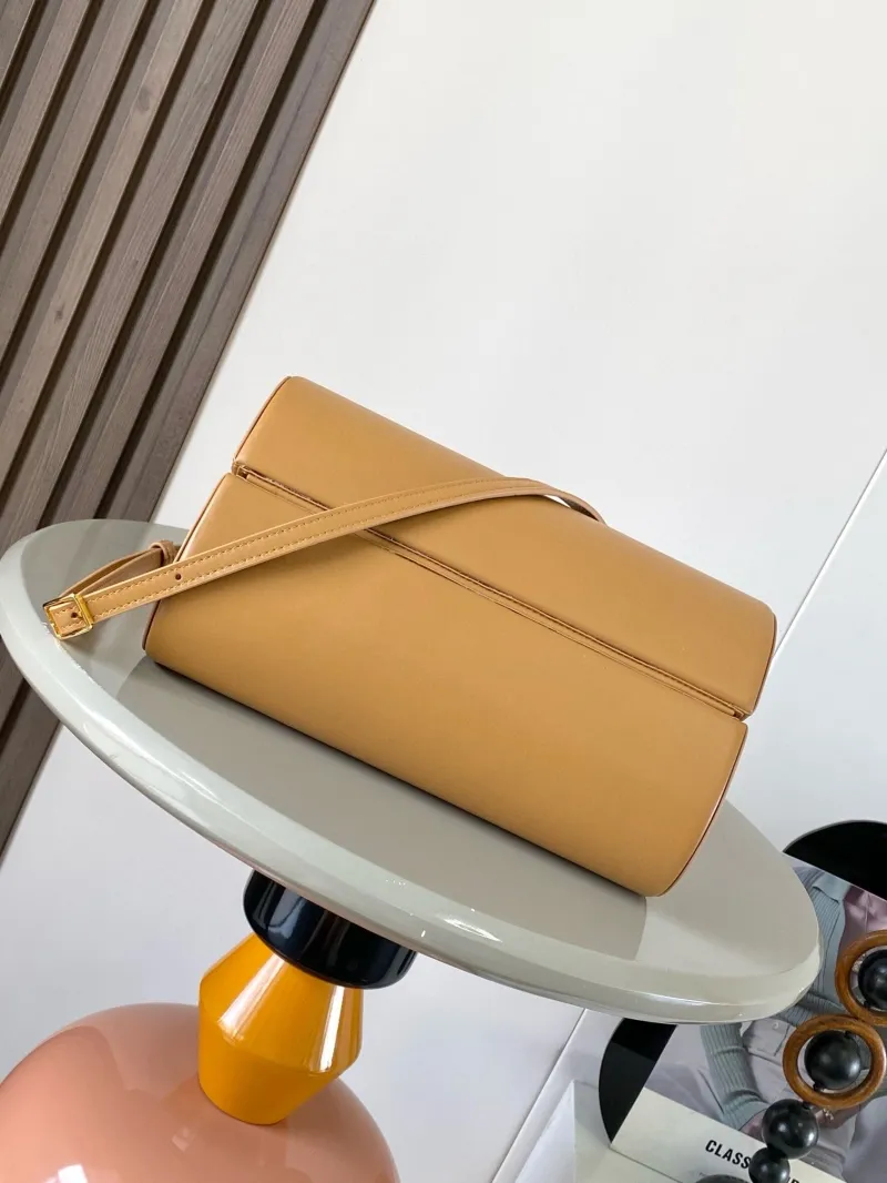 Loewe Tan Leather Shoulder Handbag 529 - Image 4