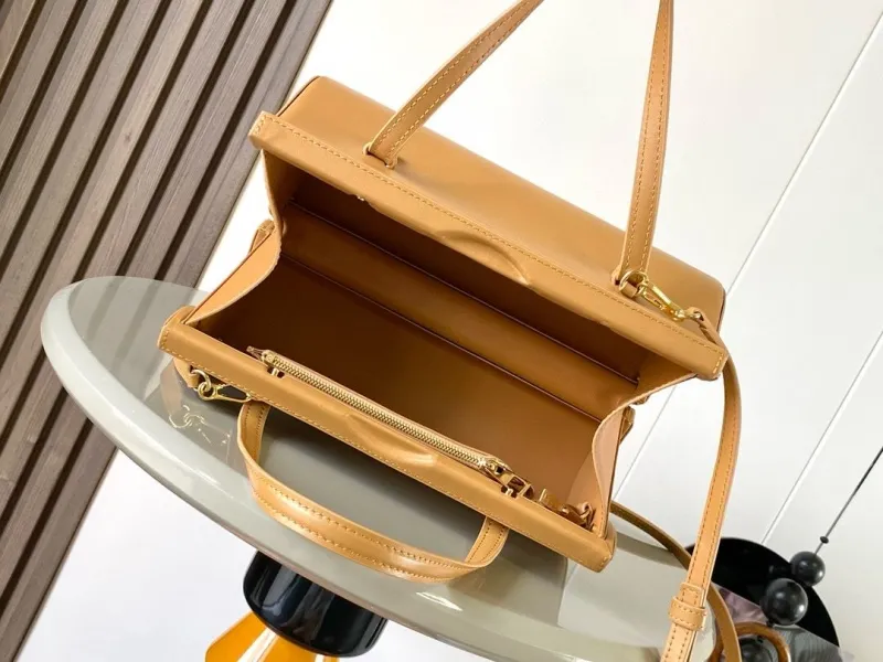 Loewe Tan Leather Shoulder Handbag 529 - Image 9