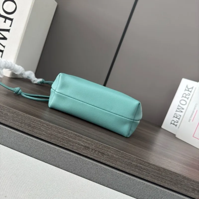 LOEWE Turquoise Bucket Bag 558 - Image 4