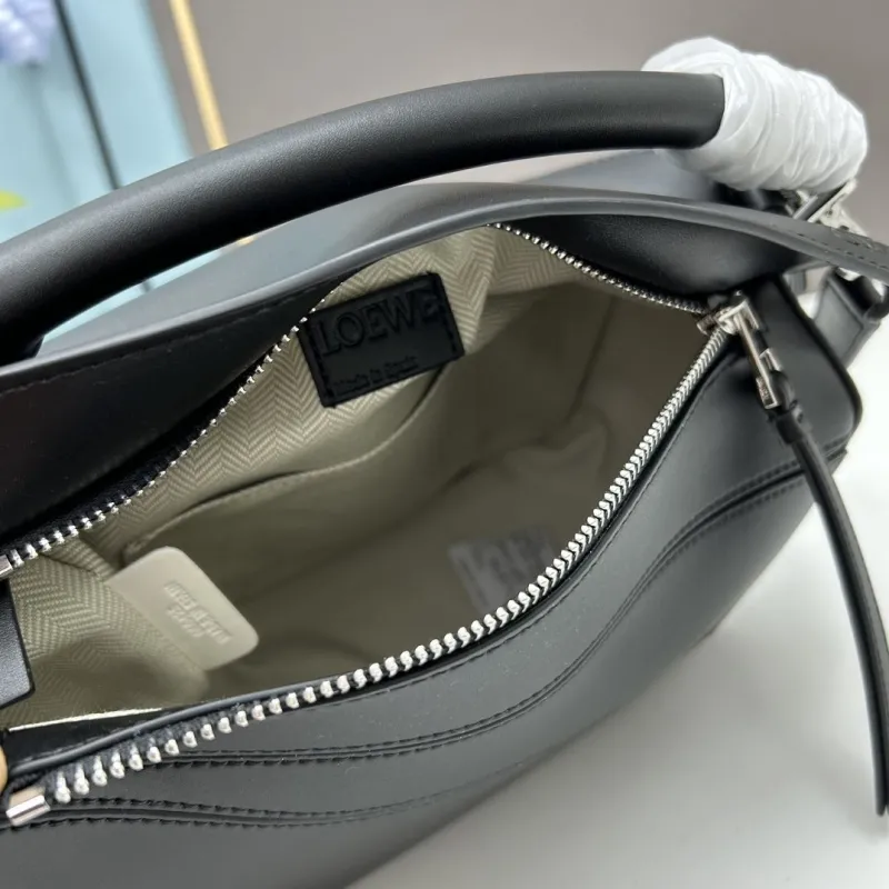 Loewe Small Black 24cm Crossbody Handbag - Image 8
