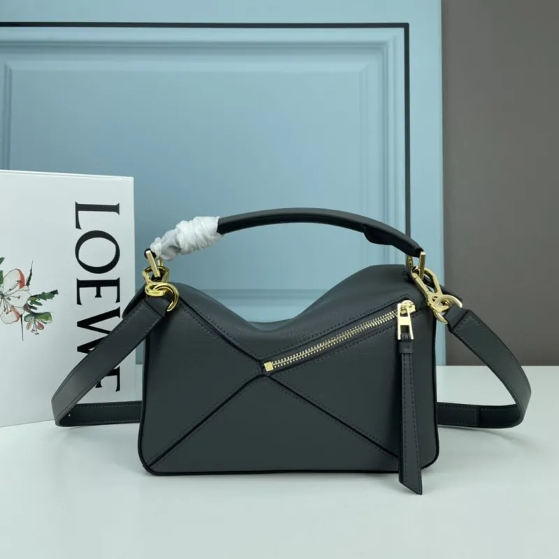 LOEWE Small Dark Gray Leather Handbag 24cm - Image 3