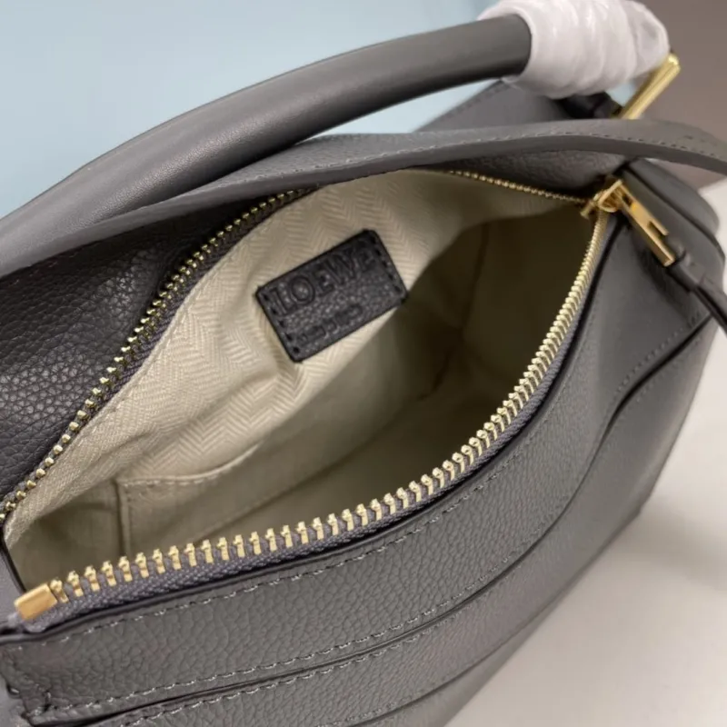 LOEWE Small Dark Gray Leather Handbag 24cm - Image 8