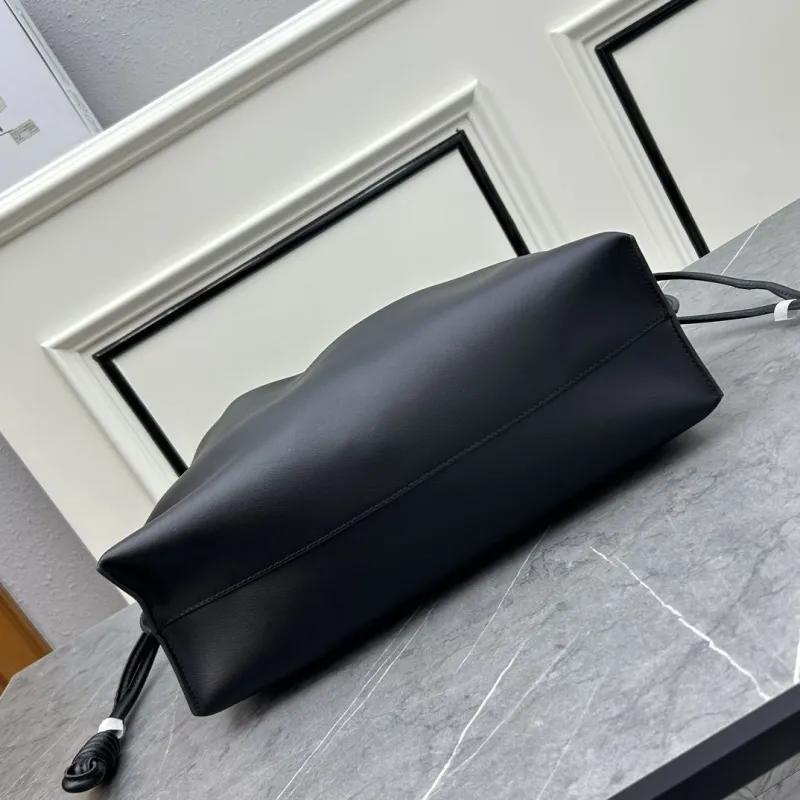 LOEWE Black Leather Tote Bag S061 - Image 5