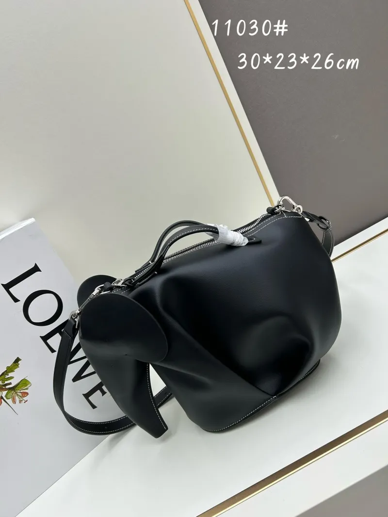 LOEWE Black Elephant Shoulder Handbag 11030