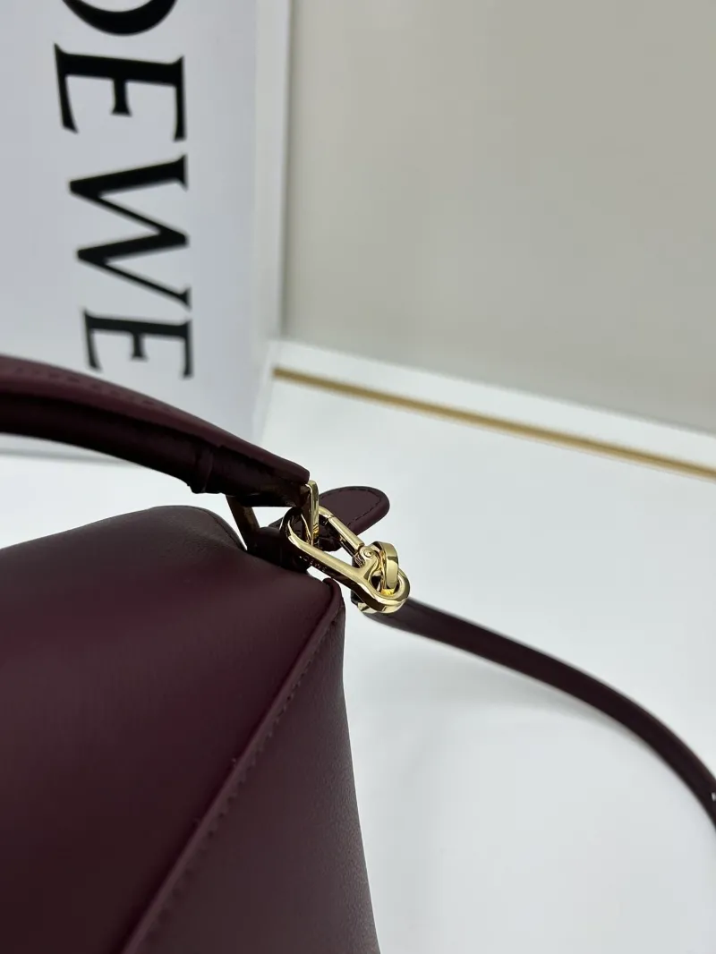 Loewe 639 Dark Burgundy Leather Crossbody Handbag - Image 6