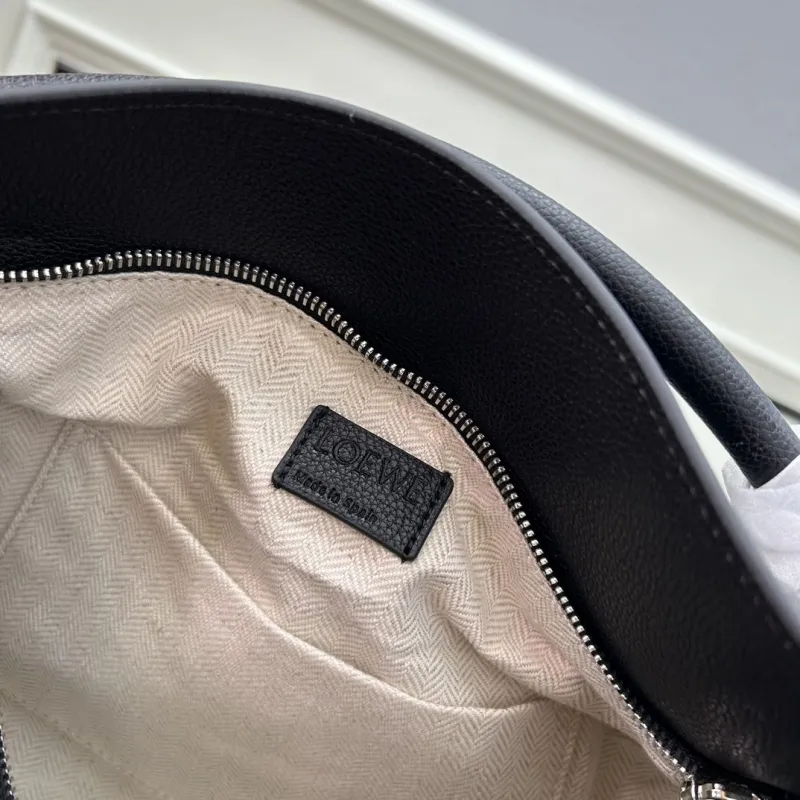Loewe Black Leather Crossbody Handbag - Image 8