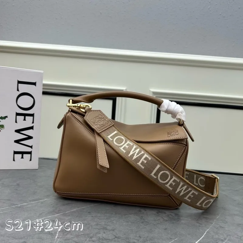 LOEWE Brown Leather Crossbody Handbag S21 24cm