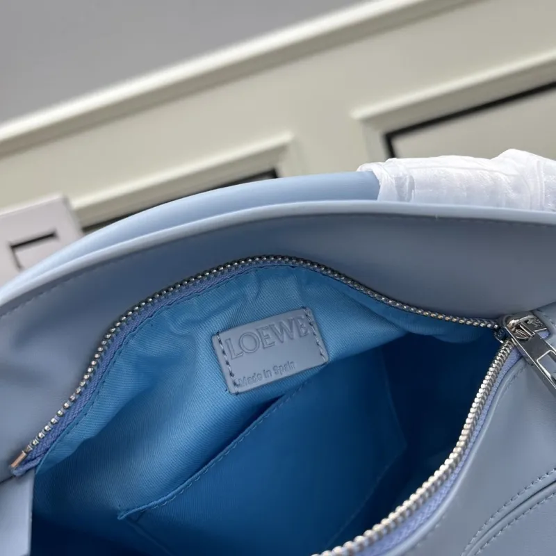 LOEWE S21 Light Blue Puzzle Handbag 24cm - Image 8