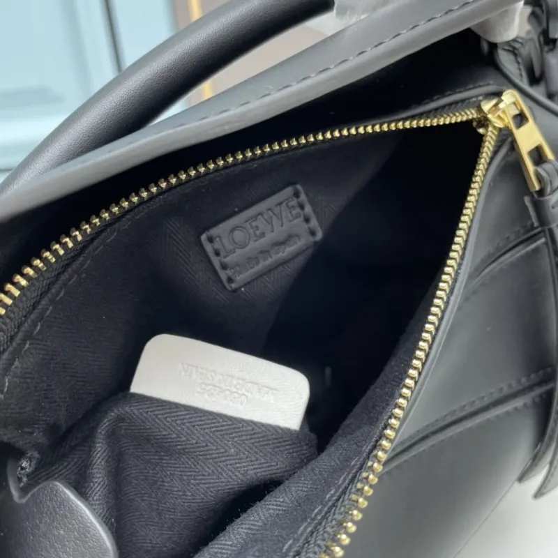Loewe Mini Black Crossbody Bag 18cm - Image 8