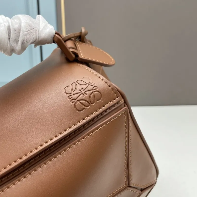 Loewe Small Brown Leather Puzzle Shoulder Bag - Image 4