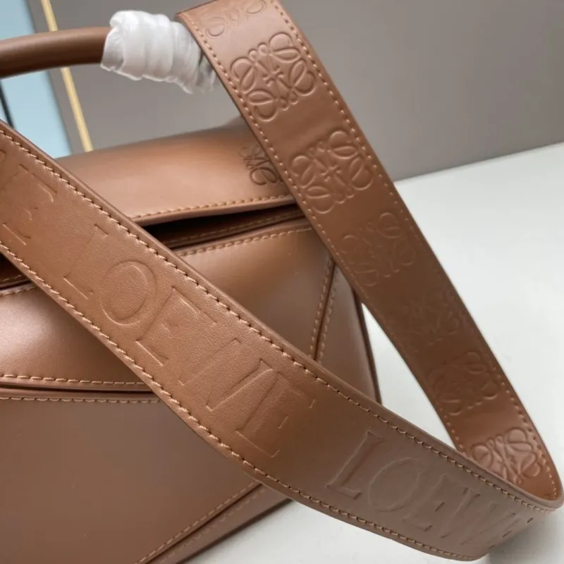 Loewe Small Brown Leather Puzzle Shoulder Bag - Image 6