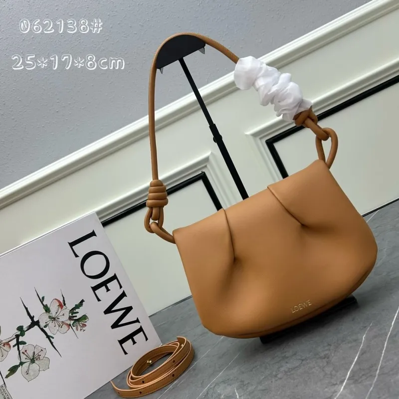 LOEWE Tan Shoulder Bag 062138