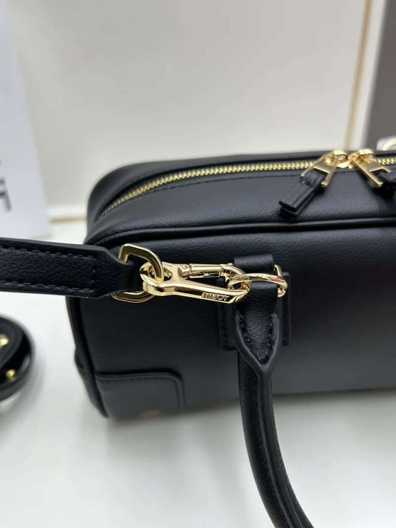 LOEWE Black Leather Handbag 062417 - Image 6