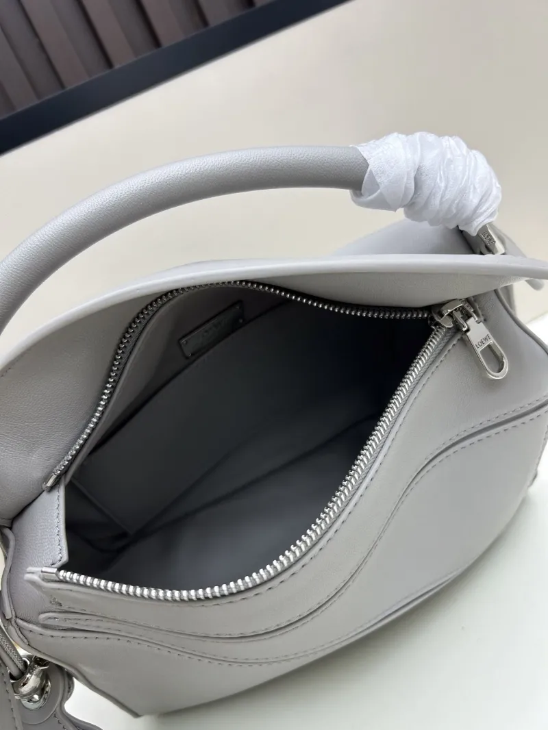 LOEWE Gray Leather Puzzle Crossbody Handbag - Image 7