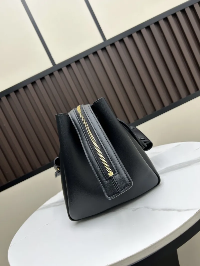Alternative view of LOEWE Black Leather Handle Bag 250519