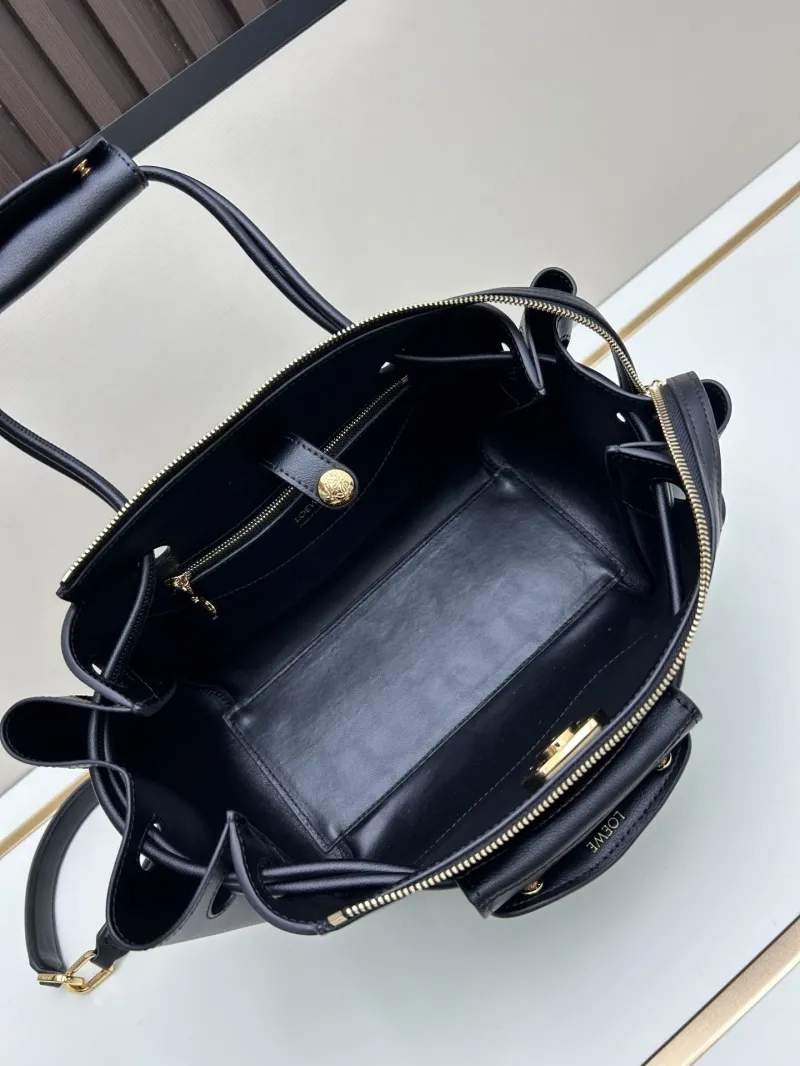 LOEWE Black Leather Shoulder Handbag 250520 - Image 8