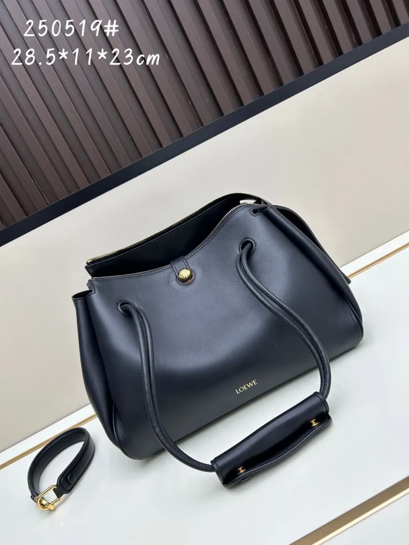 LOEWE Black Leather Handbag 250519