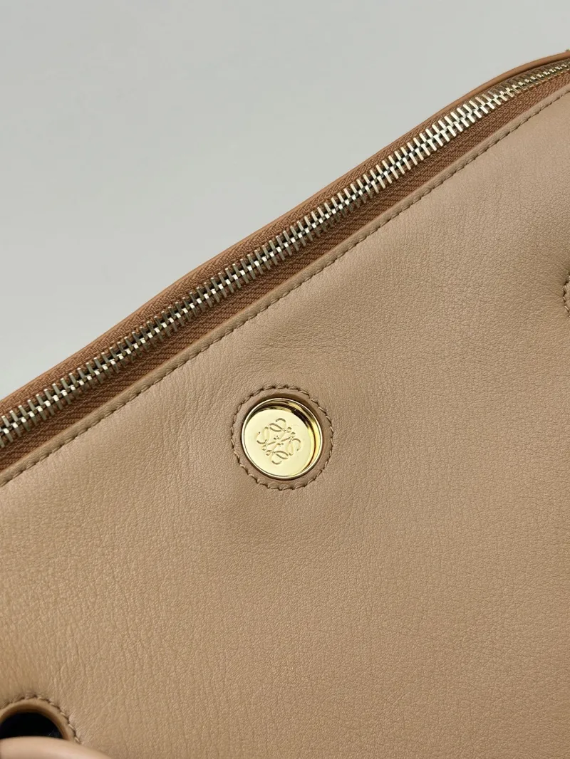 Loewe Tan Leather Handle Bag 250519 - Image 4