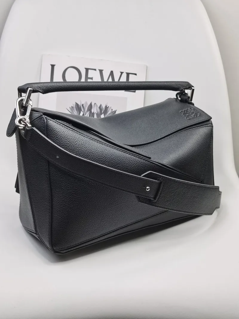 Alternative view of Loewe Black Leather Shoulder Bag Model 703