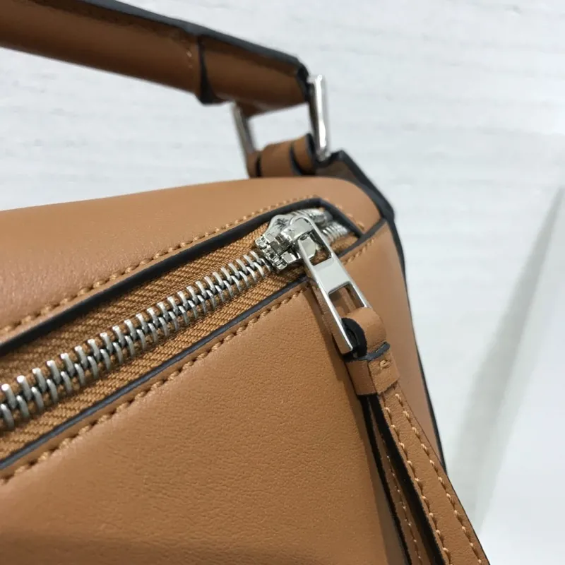 LOEWE Brown Leather Puzzle Shoulder Bag 705 - Image 6