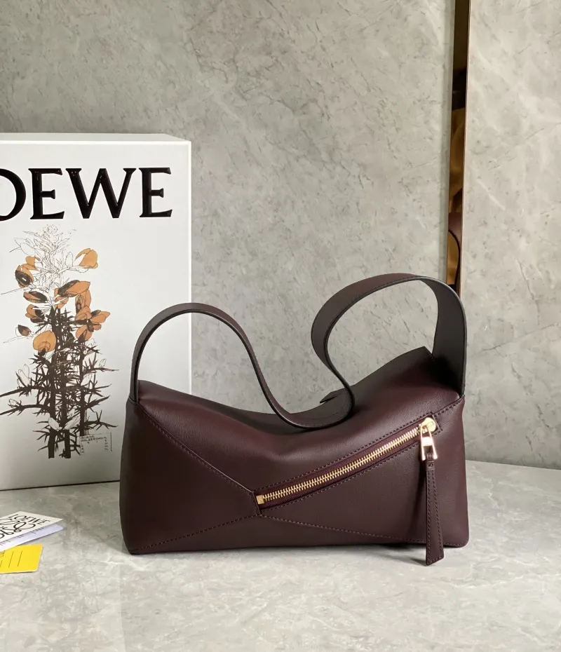 Loewe Burgundy Leather Shoulder Bag 711 - Image 3