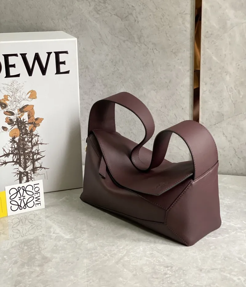 Loewe Burgundy Leather Shoulder Bag 711 - Image 7
