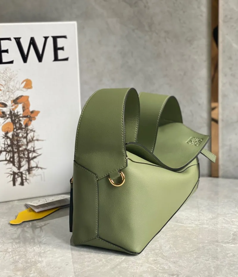 LOEWE Olive Green Handle Bag 712 - Image 3