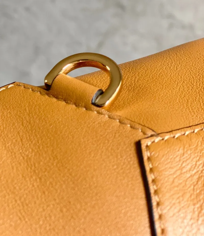 Loewe Tan Leather Shoulder Bag 713 - Image 7