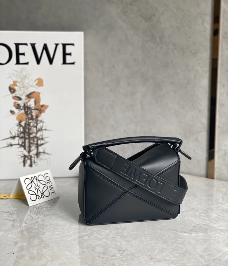 Loewe Black Leather Handbag 718 - Image 3