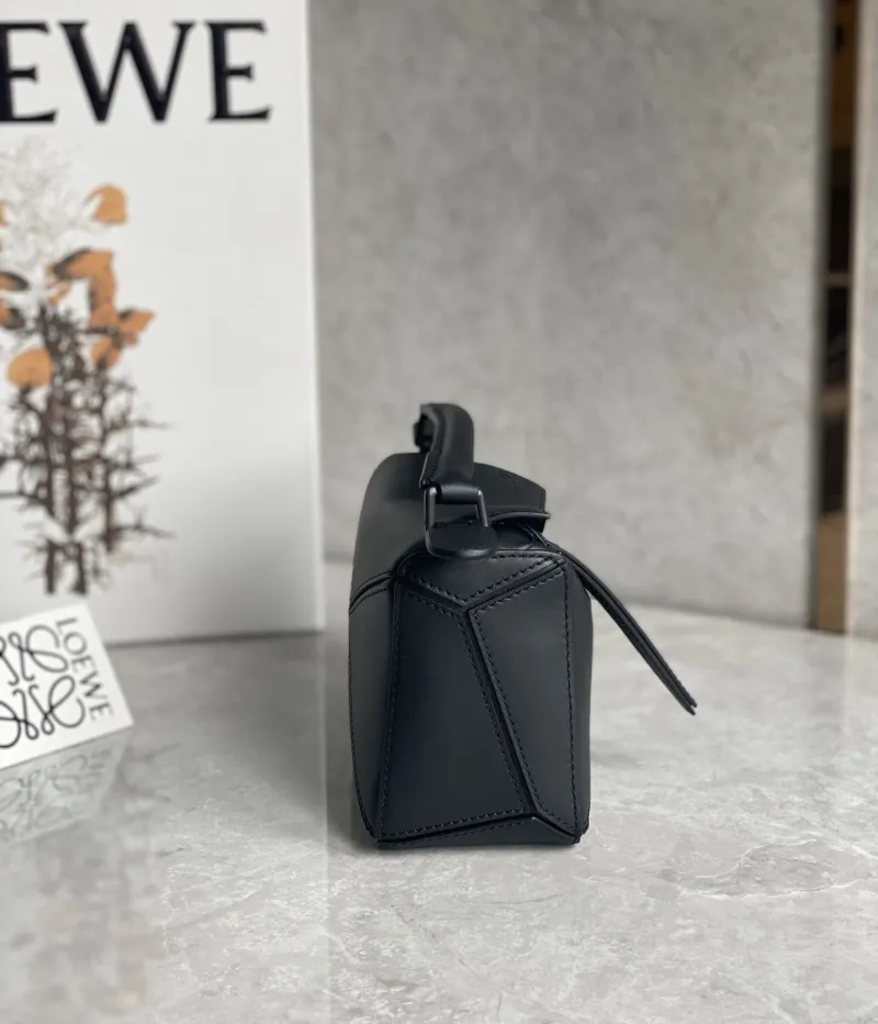 Loewe Black Leather Handbag 718 - Image 4