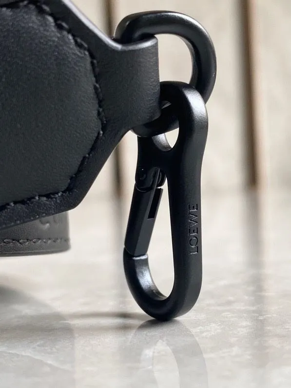 Loewe Black Leather Handbag 718 - Image 9